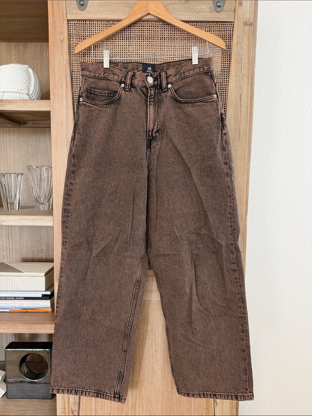 H&M Men's Relaxed Wide leg Fit Jeans in Washed Brown Rustic color